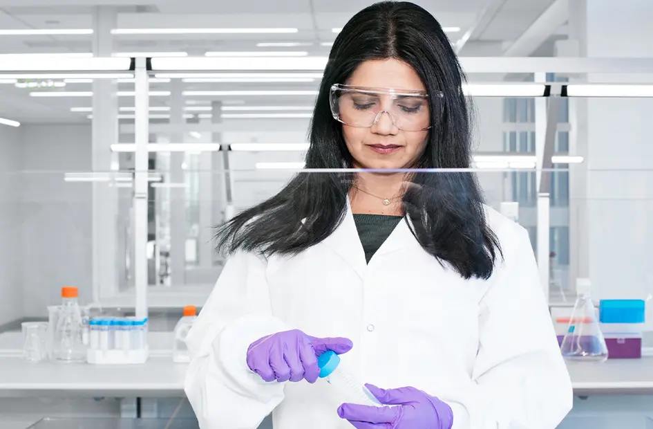 A female scientist in a Novartis laboratory 